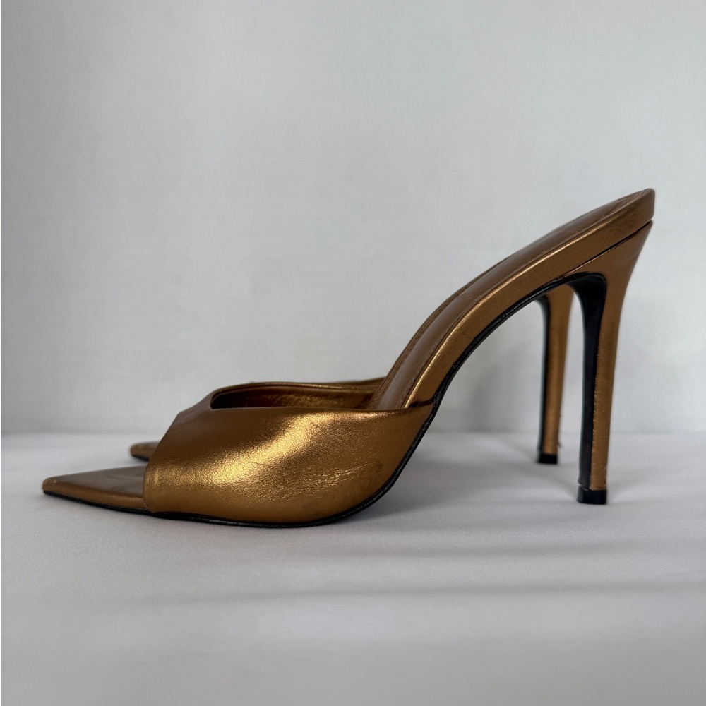 Black Suede Studio Brea Pointy Toe Slipper Mule Slip On Stiletto Sandal Heel 6.5